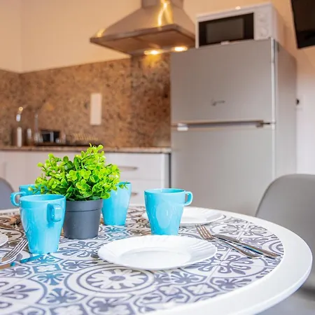 Apartamento 2 En La Muralla Romana Junto A La Catedral Tarragona Exterior photo